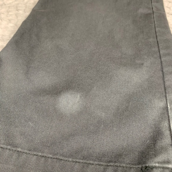 Dockers Mens D3 Classic Gray Khaki Pants - Picture 7 of 16